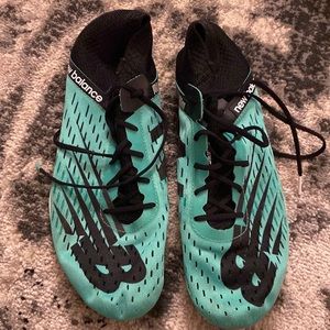 GREAT CONDITION SIZE 9 New Balancr Middle Distance Track Spikes